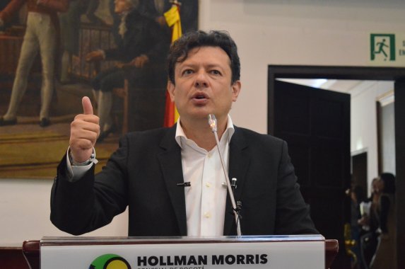 <p>El Concejal Hollman Morris insiste en la urgencia de adelantar un debate de control político sobre la situación de los pueblos indígenas en Bogotá</p>