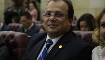 Concejal Rubén Torrado entregó nota de estilo a comandantes de estaciones de Policía de localidades de Bogotá
