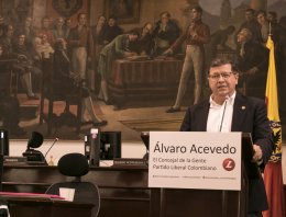 El Concejal Álvaro Acevedo, denuncia empresa que retiene los pagos a personal de aseo que prestan sus servicios en entidades del distrito