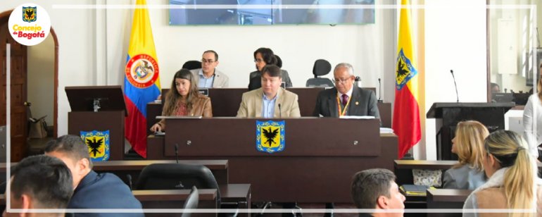<p>Concejo de Bogotá aprueba en primer debate proyecto mediante el cual se declara el tercer jueves del mes de febrero de cada año, como el Día Distrital de la Economía Informal y se dictan otras disposiciones</p>