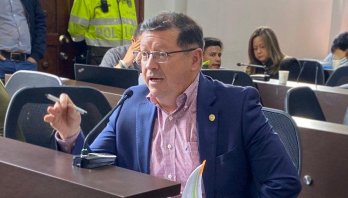 Si no hay control por parte de los operadores, los colados en Transmilenio seguirán en aumento: Concejal Álvaro Acevedo
