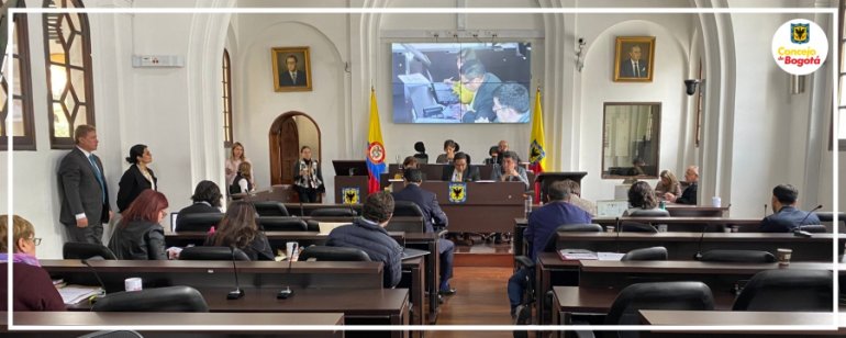 <p>Concejo de Bogotá aprobó en primer debate el proyecto mediante el cual se crea una alianza distrital de investigación para la prevención y control de riesgos en salud ambiental</p>