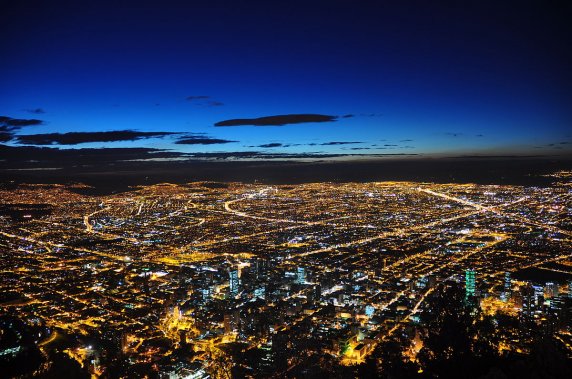 <p>“Bogotá productiva 24 horas” una fuente de empleo adicional desde los sectores público y privado</p>