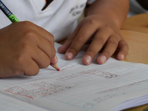 <p>El preescolar de 3 grados, Kits Escolares, Uniformes, Bienestar Docente y Comida Caliente  son algunas de las propuestas  en educación del Concejal Celio Nieves Herrera incluidas en el nuevo Plan de Desarrollo Distrital de Bogotá</p>