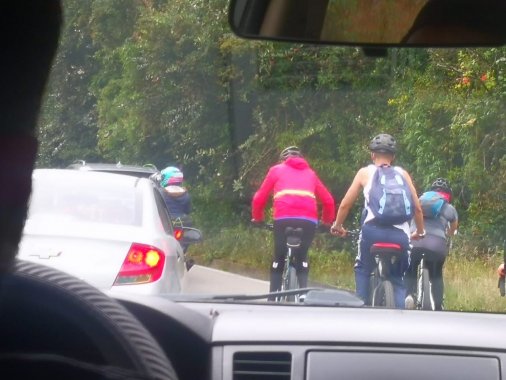 <p>Peligro sobre ruedas en vía que comunica a Bogotá con Choachí </p>