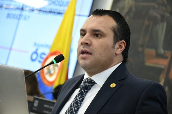 <p>Comisión del Covid del Concejo pide a la Alcaldía que informe sobre plan de vacunación para Bogotá</p>