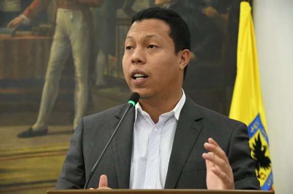 <p>Concejal de Bogotá, Jorge Colmenares denunció hoy ante la Procuraduría General de la Nación a la Alcaldesa Claudia López por participación en política durante la actual campaña presidencial</p>