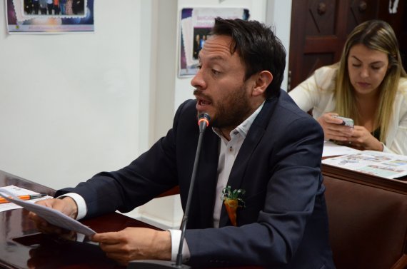 <p>“Antes de subir tarifas primero se debe cambiar el operador”, concejal Jorge Torres</p>