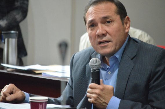 <p>Empresa Prolac adultera fecha de vencimiento de refrigerios escolares que reciben estudiantes bogotanos</p>