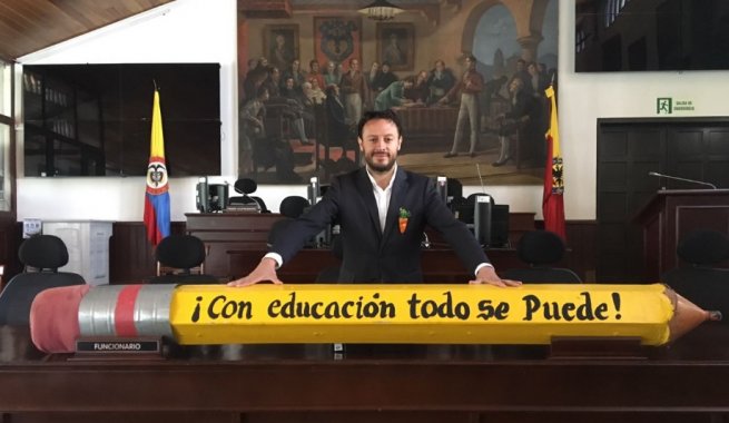 <p>Con educación todo se puede</p>