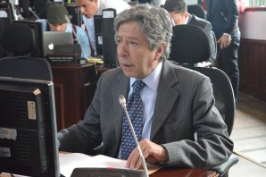 Patinaje sobre huecos en Bogotá