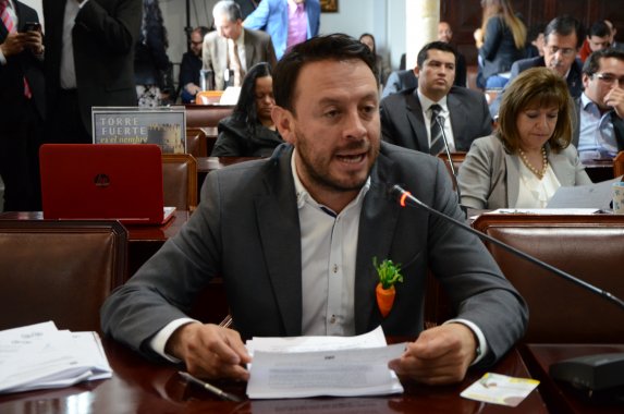 <p>Asegurados más de $14 mil millones adicionales para la U Distrital mediante estampilla</p>