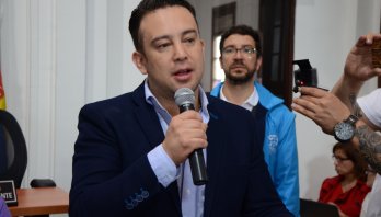 Conmemoración día Distrital contra el feminicidio - aire de mujer