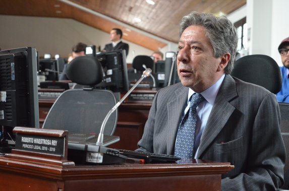 <p>Respaldamos Administración de Bogotá al restringir tránsito de motociclistas con parrillero</p>