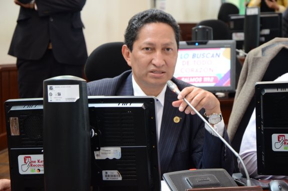 <p>Crisis de las basuras en Bogotá es responsabilidad de administración de Petro y actual, por improvisación </p>