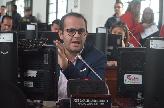 <p>Lucha contra hurto de bicicletas requiere más operativos, más denuncia ciudadana e insistir en extinción de dominio a comercios ilegales</p>