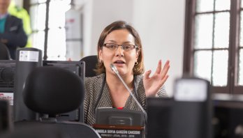 Seguimos en deuda con nuestros menores, hoy en el Día del niño en Colombia, ratifico que debemos defender a los niños y hacer que sus derechos prevalezcan sobre los de los demás, Angela Garzón Seguimos en deuda con nuestros menores, hoy en el Día del niño en Colombia, ratifico que debemos defender a los niños y hacer que sus derechos prevalezcan sobre los de los demás, Angela Garzón