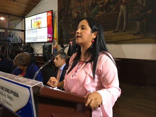 <p>Alcalde Peñalosa debe revocar la licitación de buses Transmilenio</p>