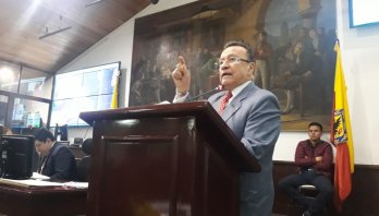 Concejal Jorge Duran dice No a los colegios por concesión Concejal Jorge Duran dice No a los colegios por concesión