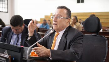 Concejal Jorge Durán insiste en la necesidad de modificar el Reglamento interno del Concejo de Bogotá Concejal Jorge Durán insiste en la necesidad de modificar el Reglamento interno del Concejo de Bogotá