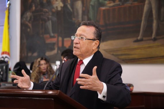 <p>Concejal Jorge Duran dice No al cobro de contribución por servicio de garajes y estacionamiento en vías</p>