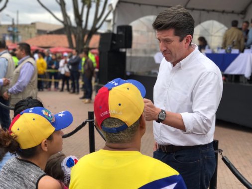 <p>Qué hacemos con los venezolanos en Bogotá?</p>