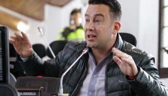 El concejal Yefer Vega, repudia y condena el atentado perpetrado en la Escuela de Policía General Santander, este jueves 17 de enero que ha dejado un saldo preliminar de ocho muertos y más de 40 heridos