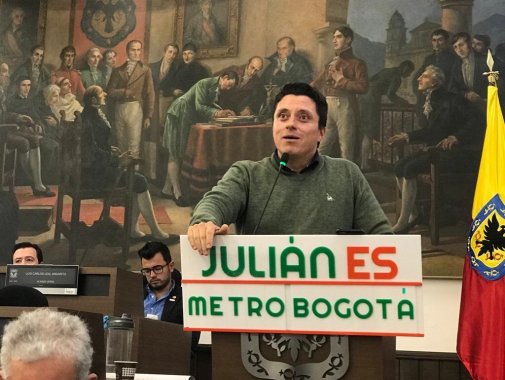 <p>Concejal Julián Espinosa pide renuncia al gerente de la Empresa Metro de Bogotá, Andrés Escobar Uribe</p>