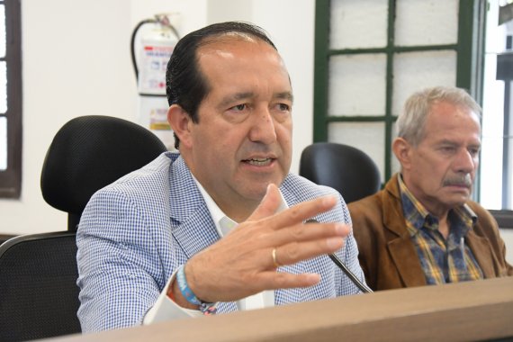 <p> La Alcaldía de Bogotá se negó a congelar la Tarifa de Transmilenio y SITP en 2021</p>