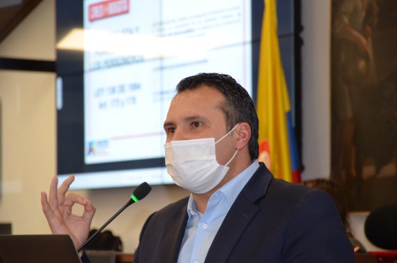 <p>“Puntos calientes de Bogotá aumentaron un 153 % en los últimos años”: concejal Oscar Ramírez Vahos</p>