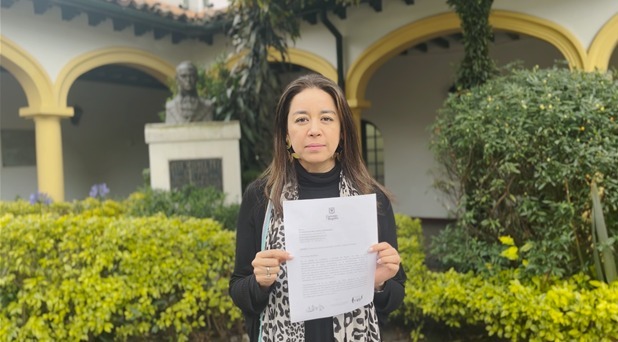 <p>Concejala Diana Diago exige la renuncia del Secretario de Salud de Bogotá por irregularidades en la contratación de la Entidad</p>
