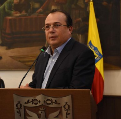 <p>“Bogotá cuenta con un Acuerdo de Ciudad que evita la toma de decisiones improvisadas” Rubén Darío Torrado Pacheco</p>