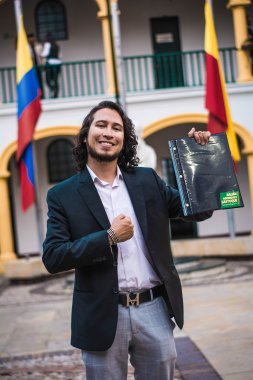 <p>Aprobado Proyecto para promover el acceso al primer empleo en Bogotá del concejal Julián Sastoque</p>