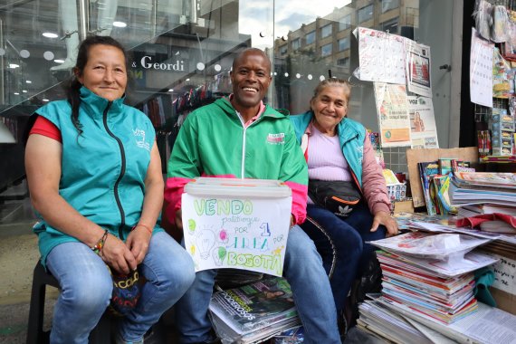 <p>1.000 palitroques por 1.000 ideas de los vendedores informales para Bogotá</p>
