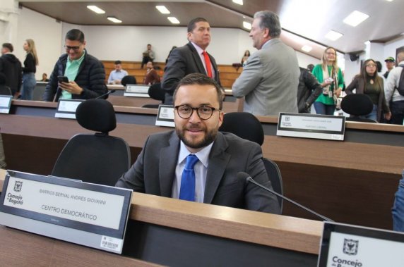 <p>Grupo de concejales envía carta al alcalde Carlos Fernando Galán</p>