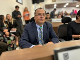 Concejal Rubén Torrado denuncia sobrecostos del 500% en contratos de Idartes