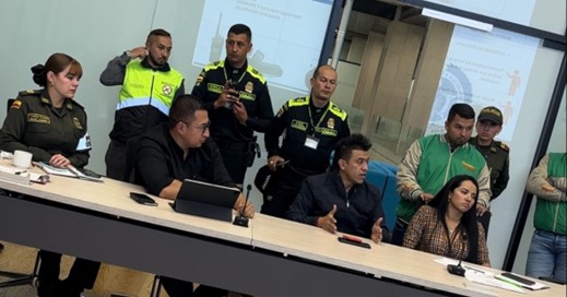 <p>Concejal Julián Forero conforma primera mesa de trabajo oficial entre las Redes de Apoyo Ciudadanas y la Policía Metropolitana de Bogotá</p>