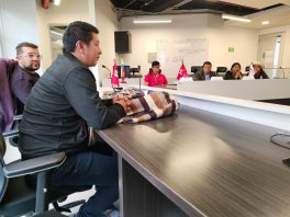 Concejal Taita Oscar Bastidas Jacanamijoy, trabaja en Ciudad Bolívar para trabajar la Mesa Local Indígena