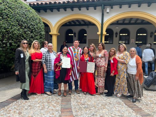 <p>Concejo Distrital distinguió a dos mujeres étnicas con la Orden Civil al Mérito María Currea de Aya</p>