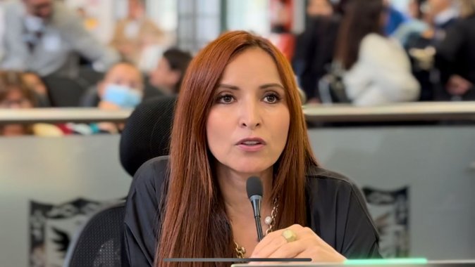 <p>La Concejal Clara Lucía Sandoval insta al Alcalde Galán a defender el control de Capital Salud ante el riesgo de intervención</p>