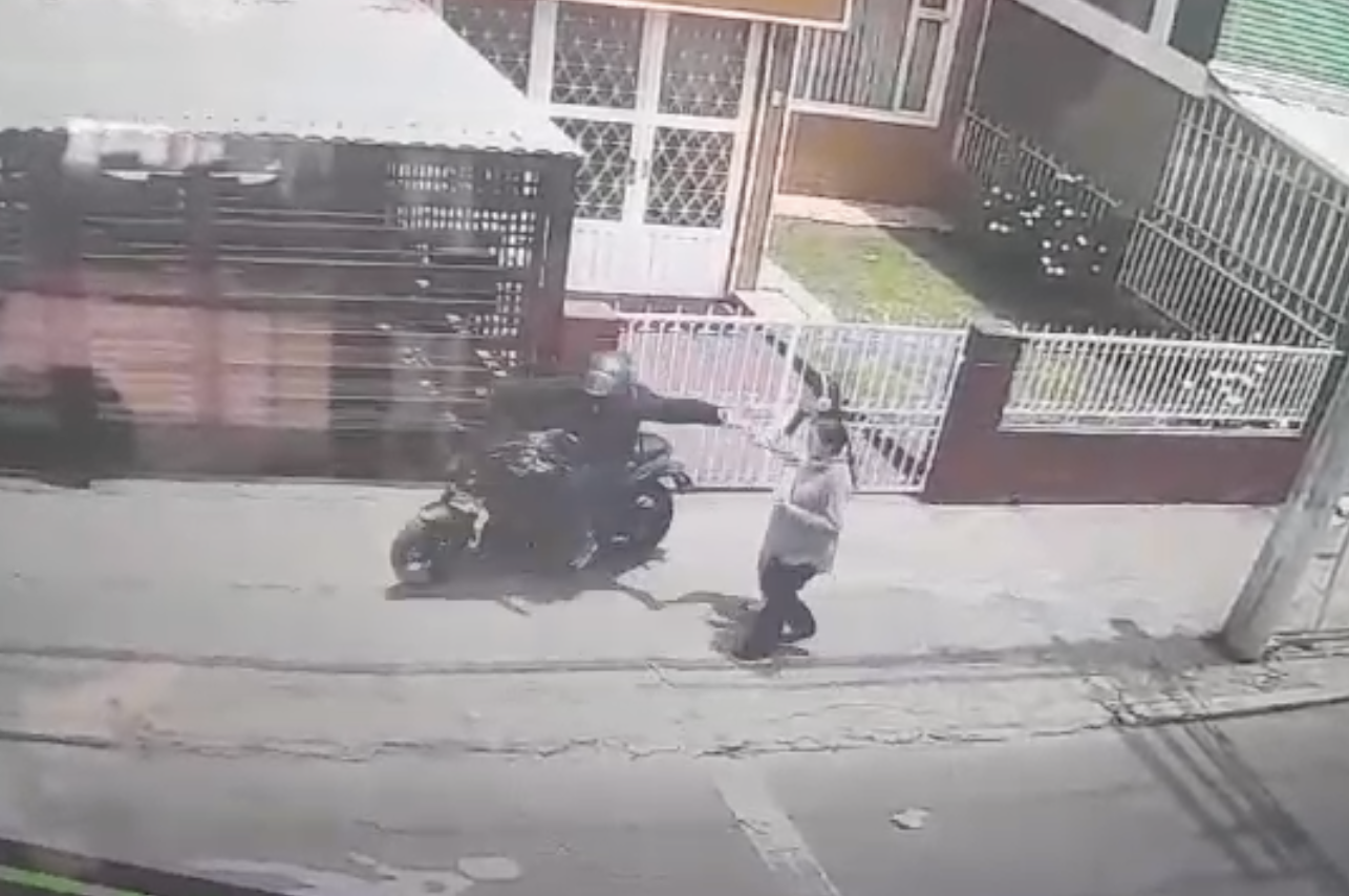 Fragmento de video de cáramara de segurida en el que se aprecia una situación de robo