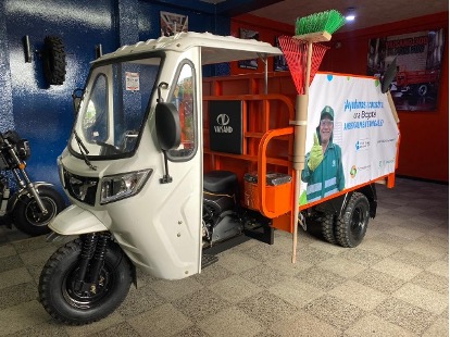 Fotografía de un motocarro de los que se encuentran destinados para realizar dicha labor