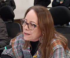 Ana Teresa Bernal cuestiona el presupuesto 2025: ¿Cómo garantizar los derechos de las víctimas y la pobreza extrema en Bogotá?