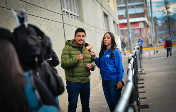 <p>¡No se deje engañar! Denuncian red de falsos tramitadores en las inmediaciones del SuperCADE de Movilidad en Bogotá</p>