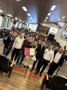 <p>Concejal Julián Forero conmemora al campeón de MotoGP 2024, David Alonso, en el Concejo de Bogotá</p>