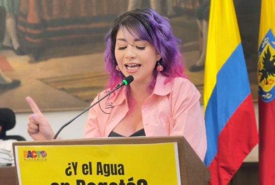 <p>Denuncian que una familia estrato 1 paga 40 veces más por el agua que grandes empresas </p>