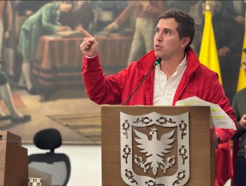 <p>“Bogotá necesita robustecer los mecanismos de transferencias monetarias”: concejal Jesús David Araque </p>