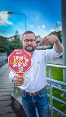 <p>Concejo de Bogotá aprueba señalizar las zonas donde está prohibido el consumo de drogas </p>