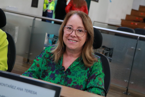<p>Concejala Ana Teresa Bernal hace un llamado urgente para proteger la vida de los usuarios del sistema de transporte público de Bogotá</p>