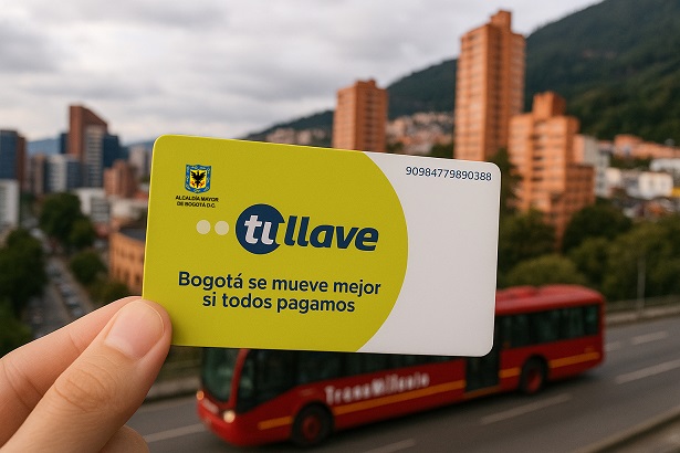 Imagen en la que aparece una tarjeta de "Tullave